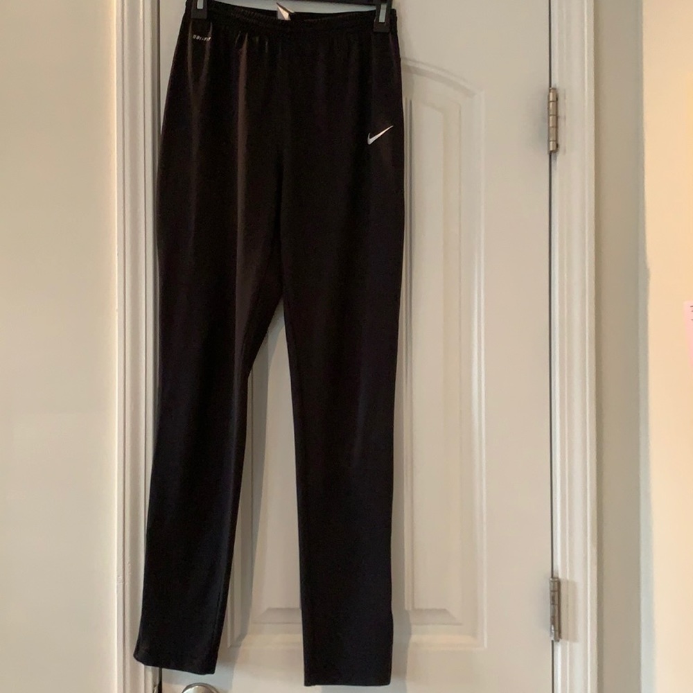 Nike dri-fit women’s black track soccer athletic pants size small